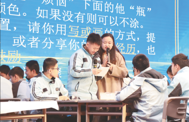 让校园充溢阳光花香让英勇的生命之花在时间的枝头开放美的希冀 让校园充溢阳光花香让英勇的生命之花在时间的枝头开放美的希冀